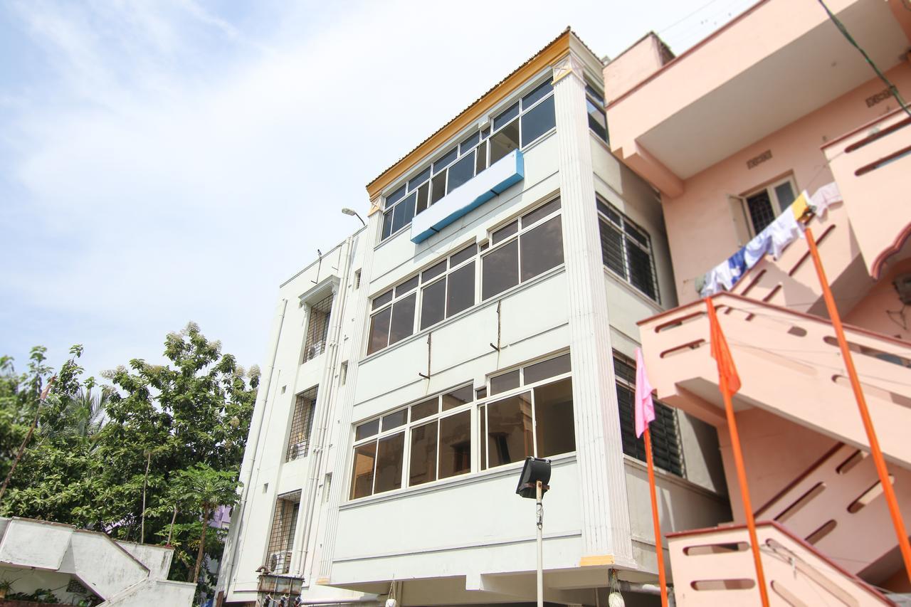 Oyo 9207 Chakri Guest House Visakhapatnam Bagian luar foto