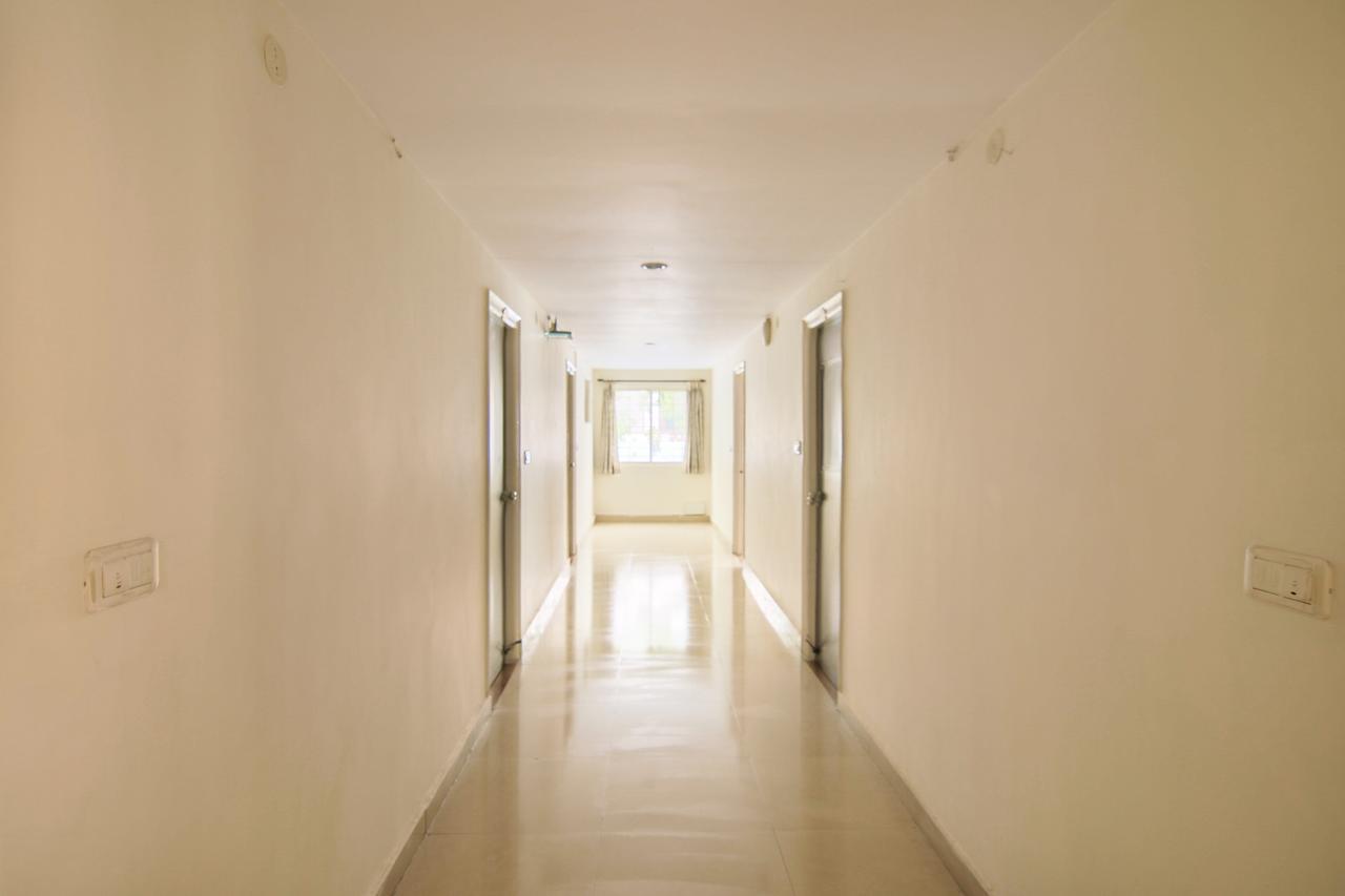 Oyo 9207 Chakri Guest House Visakhapatnam Bagian luar foto